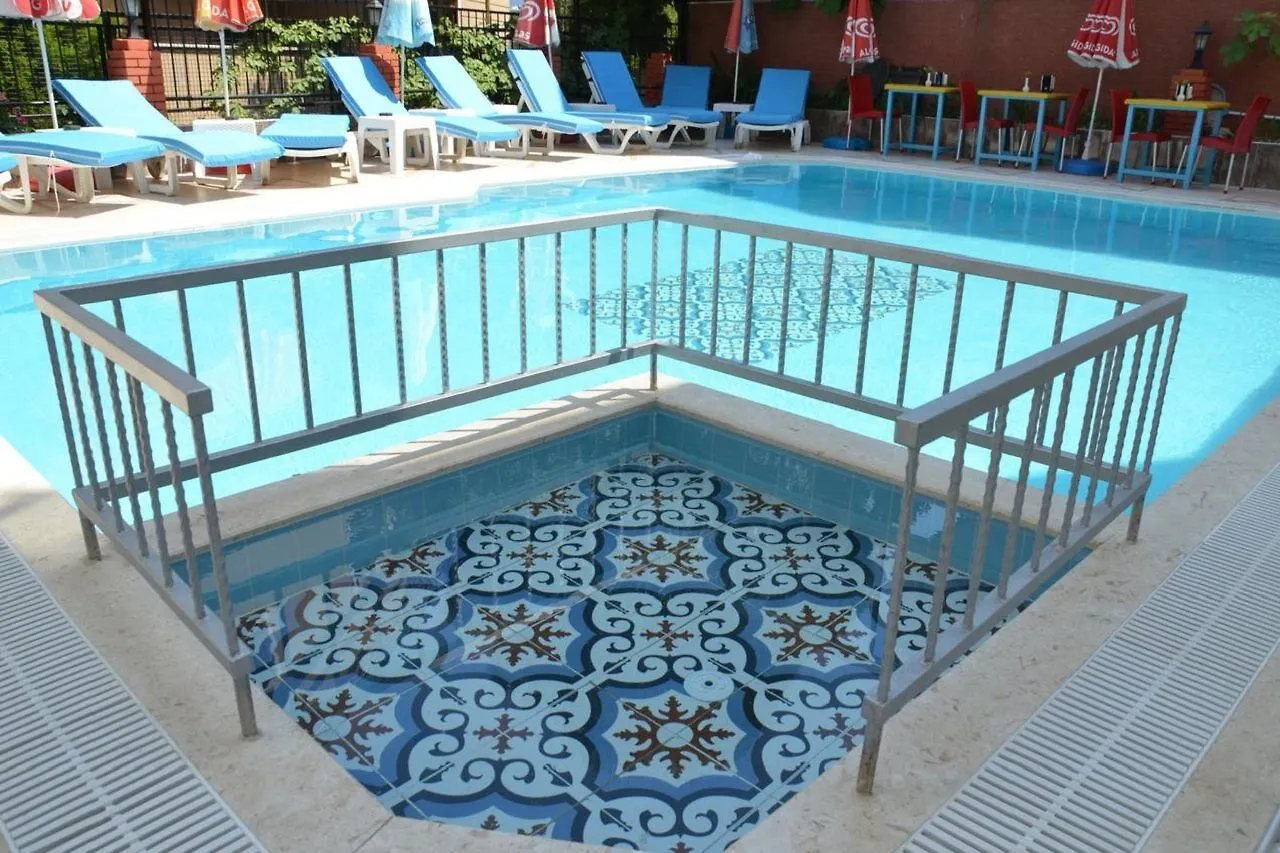מרמריס Kemal Butik Hotel טורקיה