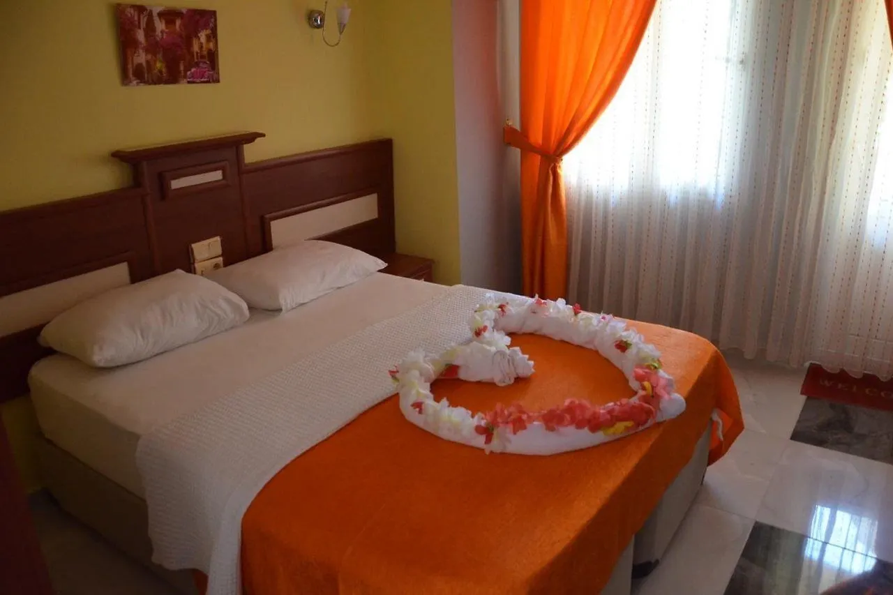 מרמריס Kemal Butik Hotel