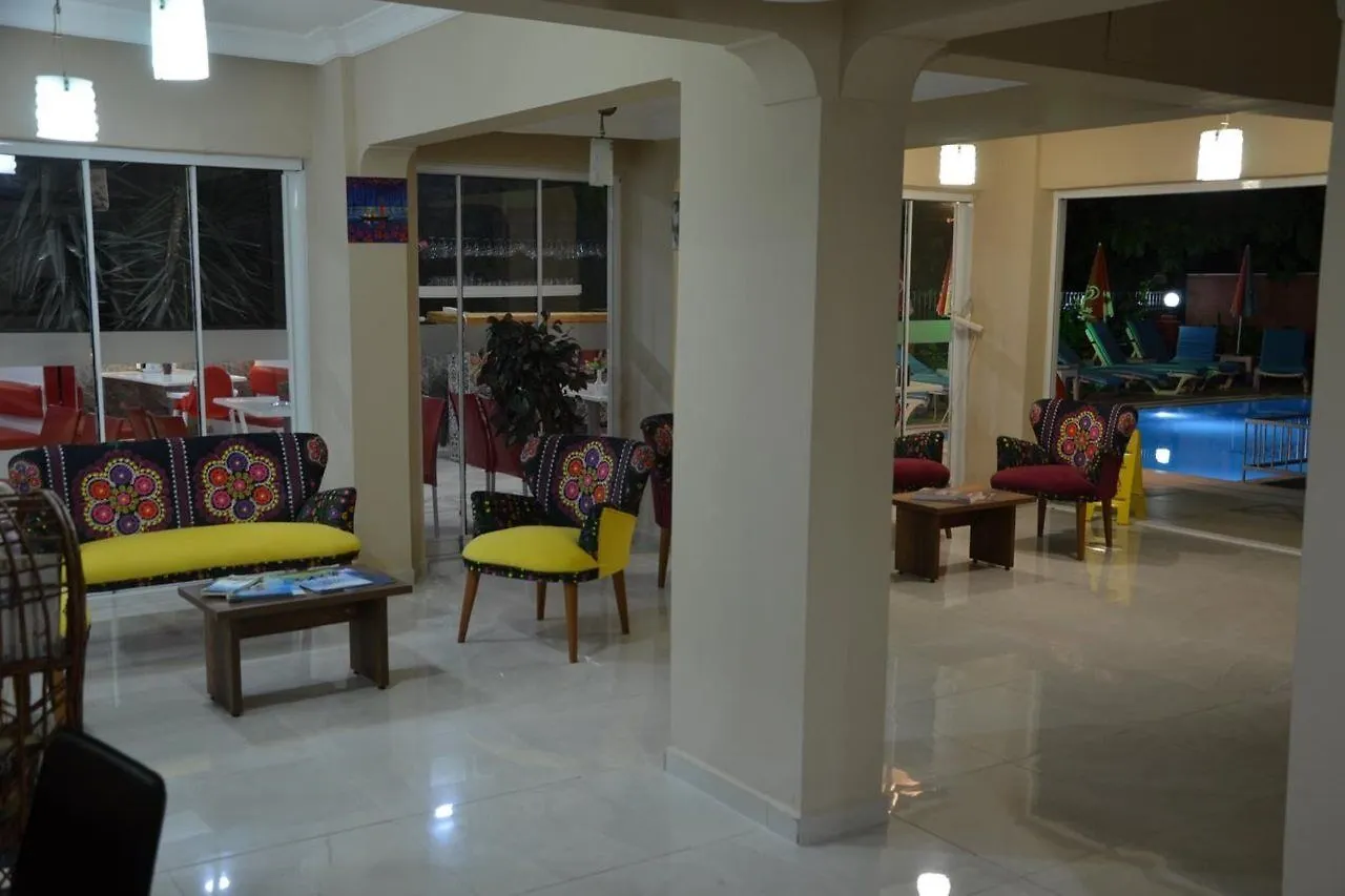 מרמריס Kemal Butik Hotel